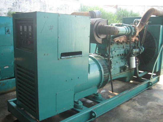 徽州租赁发电机- 发电机碳刷磨损的原因是什么