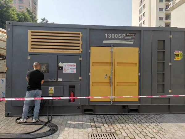 徽州如何根据实际需求选择合适电压和功率的柴油发电机组？