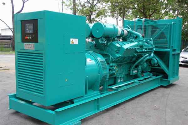 徽州柴油发电机组电压不稳定怎样维修？