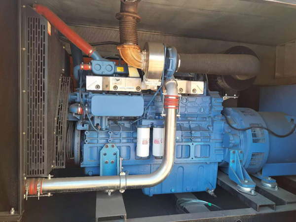 徽州燃油消耗率与进气温度的具体关系是什么？