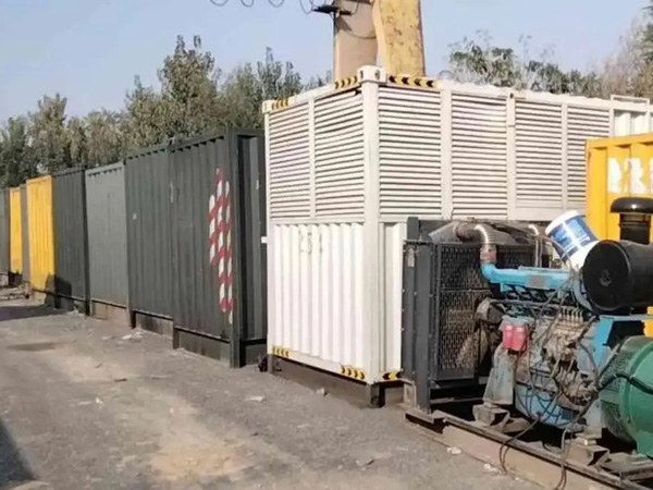 徽州200KW柴油发电机机组每小时油耗是多少？